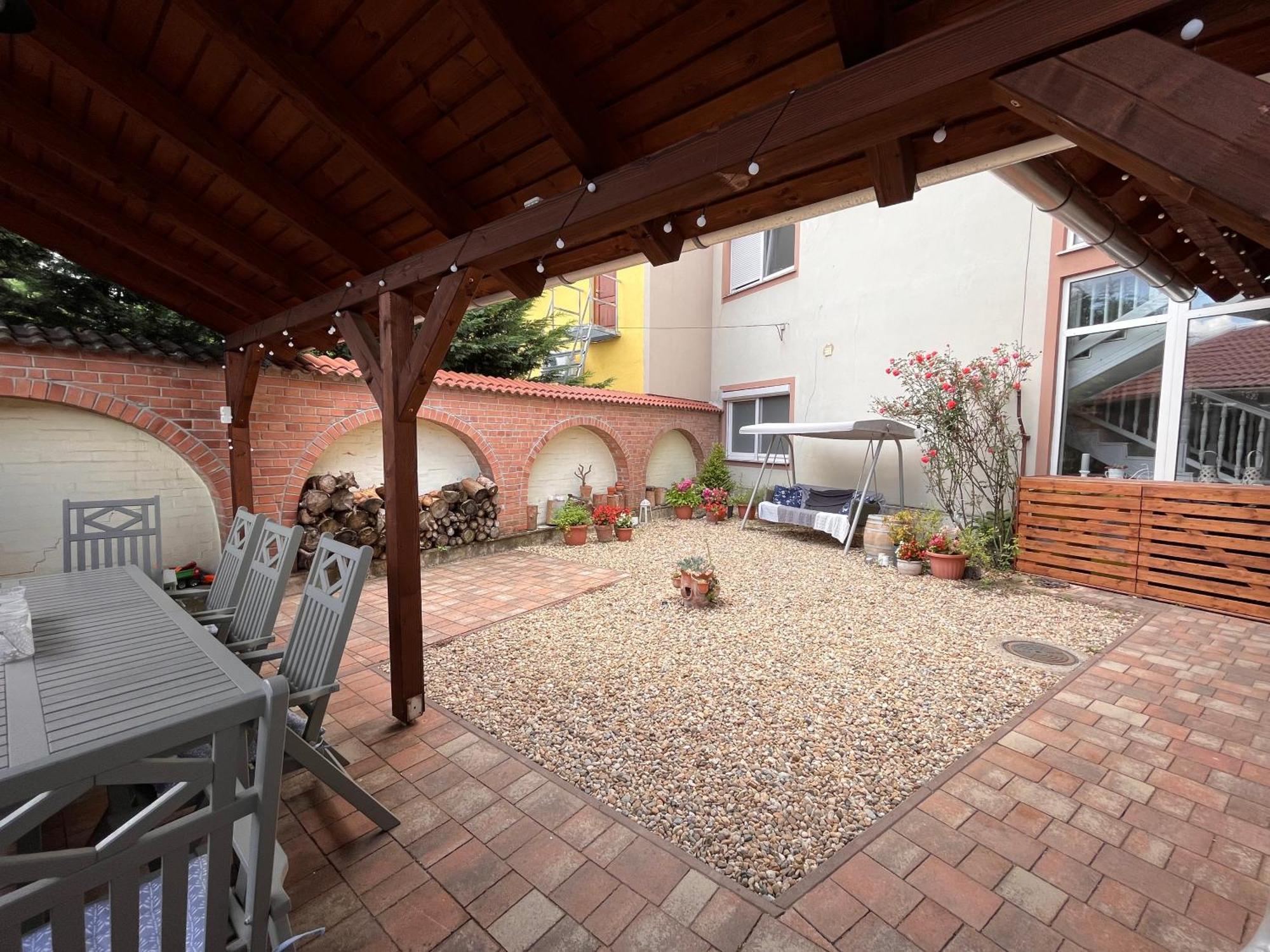 Pacsirta Apartmanhaz Eğri Dış mekan fotoğraf